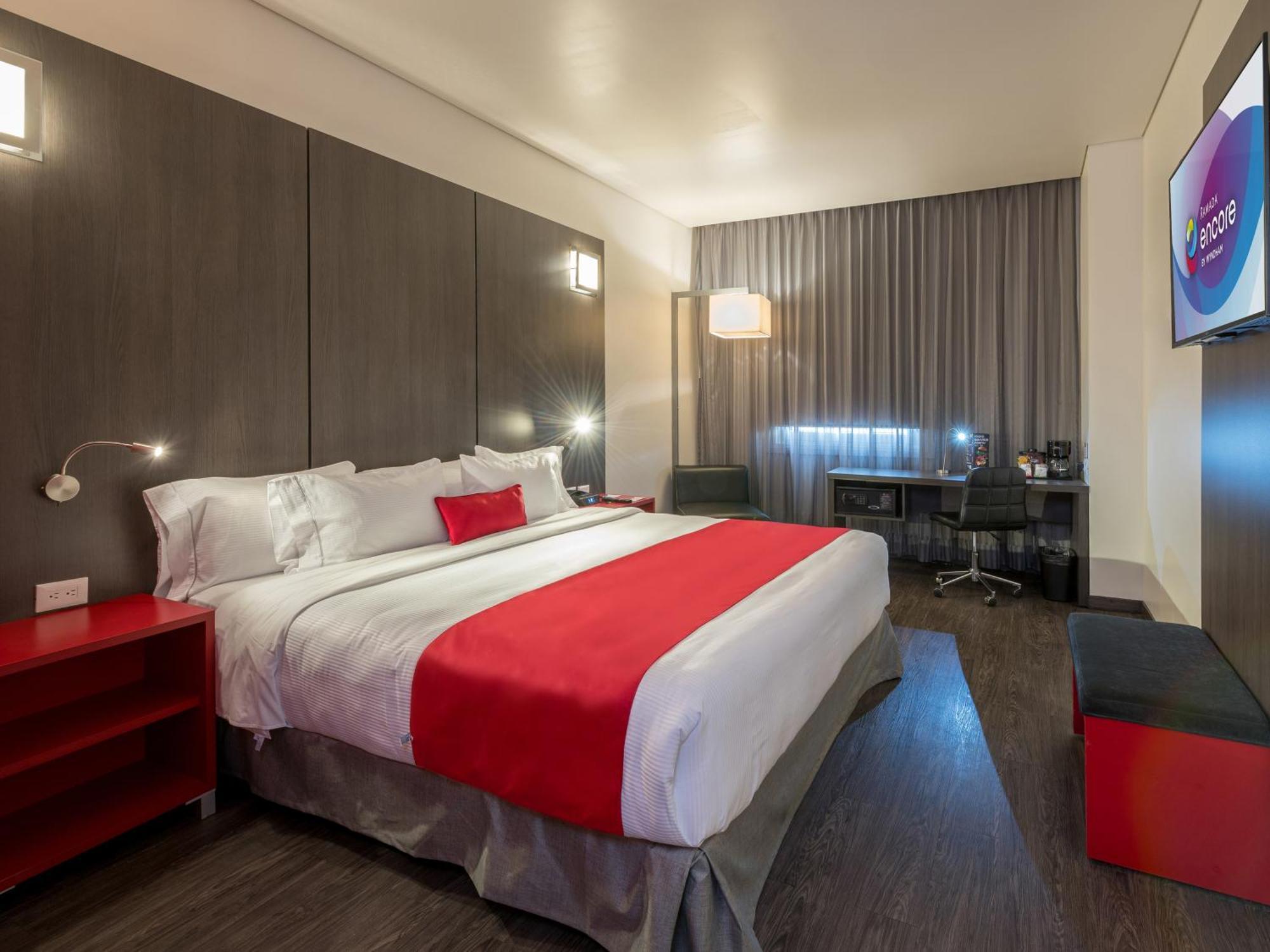 Ramada Encore By Wyndham Пуебла Екстериор снимка