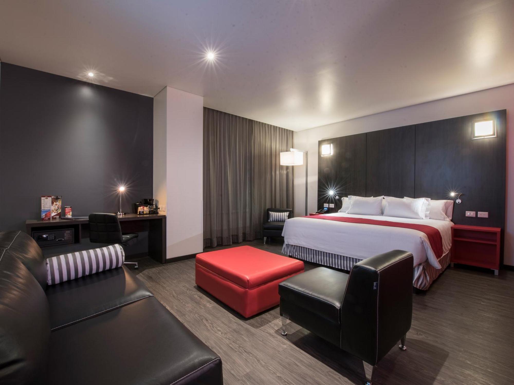 Ramada Encore By Wyndham Пуебла Екстериор снимка